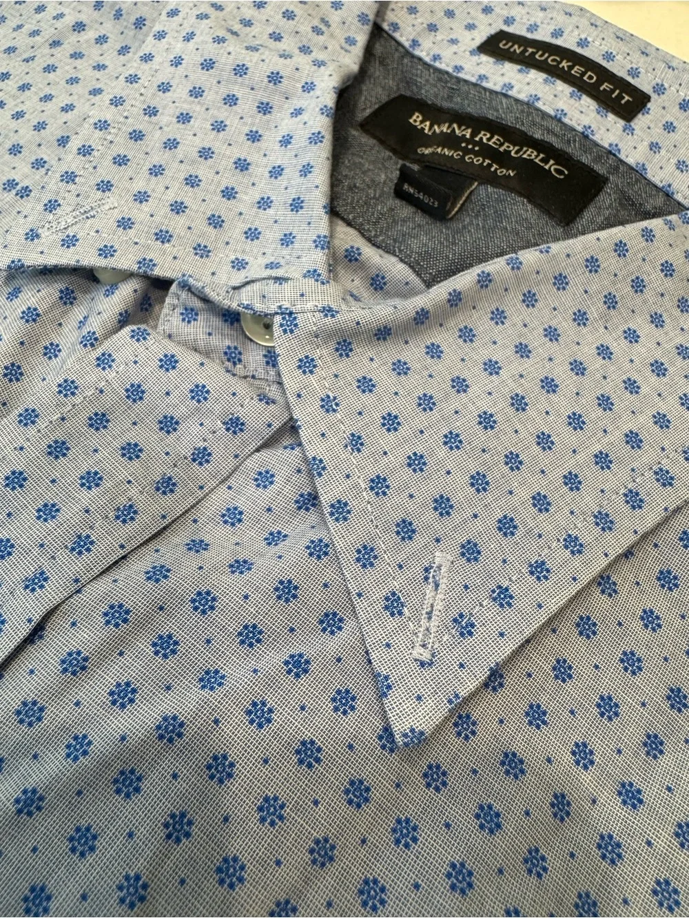 Banana Republic Organic Cotton Floral Print Untucked Shirt - Size Medium